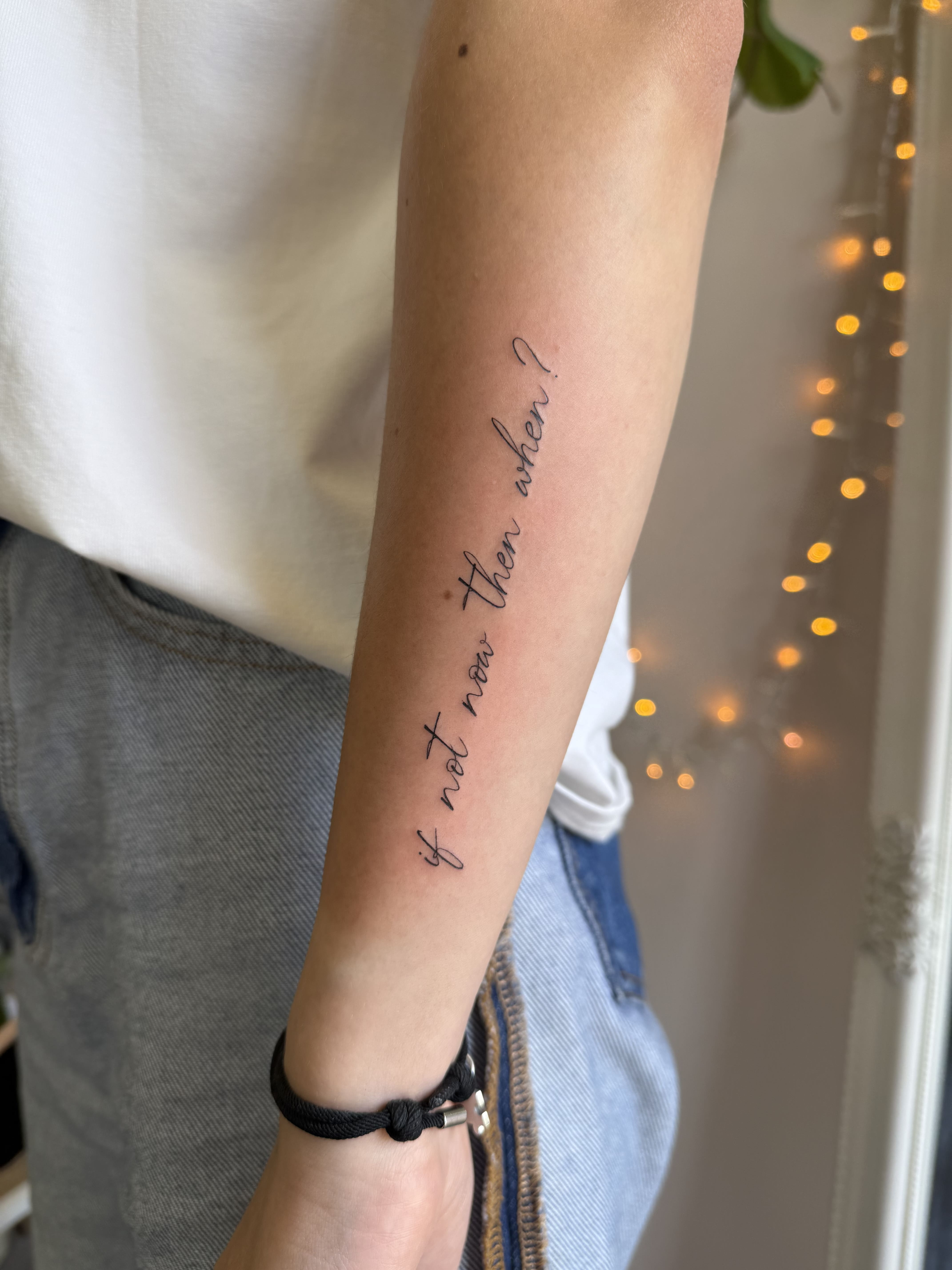 Татуювання з написом, курсив, передпліччя / Quote tattoo, cursive, forearm